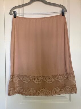 Vanity Fair Radiant Beige Lace Trim Half Slip Skirt Extender